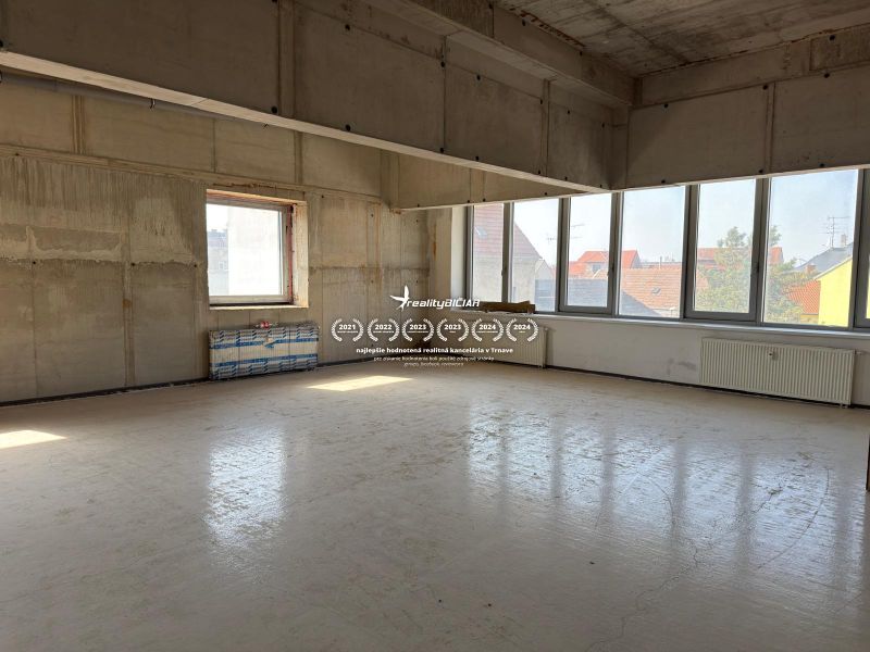 0c4505ed-b9dd-4bf0-bf3b-ed2185f2acfb.jpg