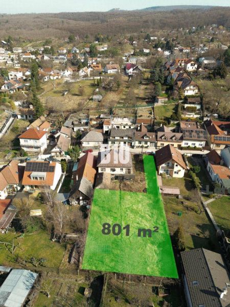 Grundstück zur Wohnbebauung mit einer Fläche von 801 m² in Marianka.