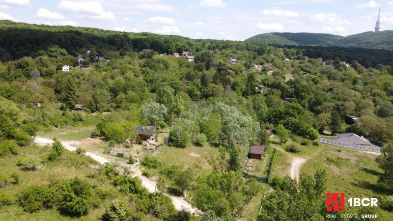 Wälder und Häuser im Stadtteil Bratislava - Lamač, Cesta na Klanec, Grundstücke - Wohnen.