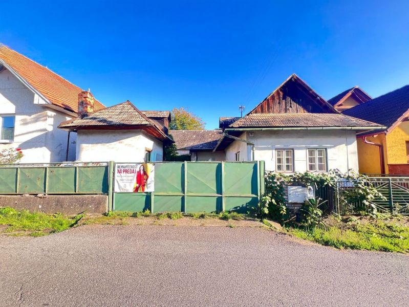 Einfamilienhaus zum Verkauf in Brehoch, Nová Baňa, Bezirk Žarnovica, Region Banská Bystrica.