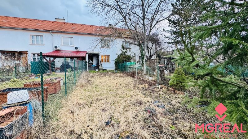 Garten am Haus in der Rudolf Jašík Straße in Partizánske, geeignet für eine 3-Zimmer-Wohnung.
