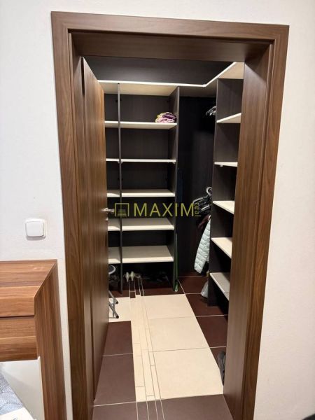 Bratislava - Podunajské Biskupice 3-Zimmer-Wohnung Kaufen reality Bratislava - Podunajské Biskupice