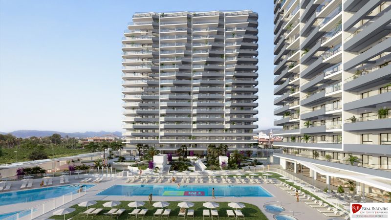 Ferienwohnung in Canet d'En Berenguer mit Garten und Pool bei den Wohnhochhäusern.