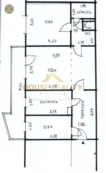 Grundriss einer 3-Zimmer-Wohnung mit eingezeichneten Raummaßen und Flur.