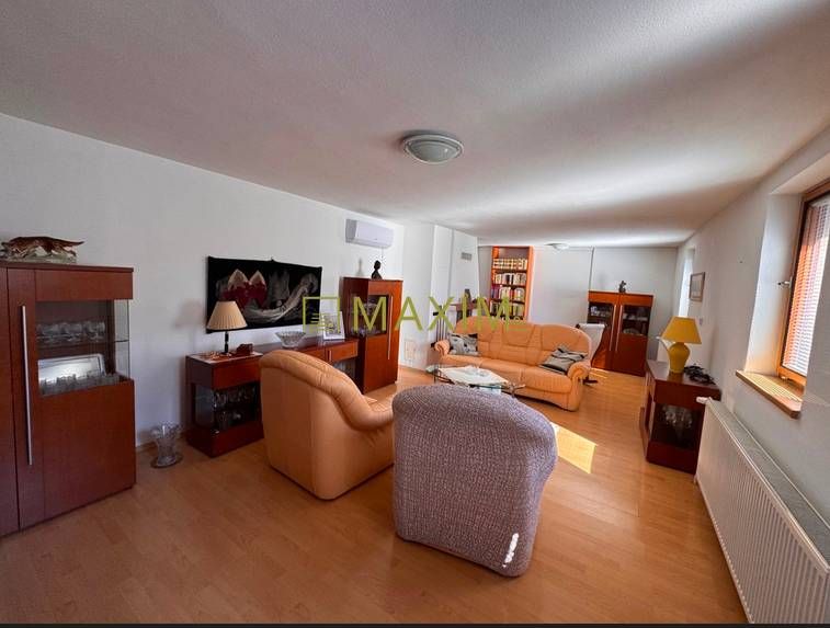 Kuchyňa Einfamilienhaus Kaufen reality Malacky