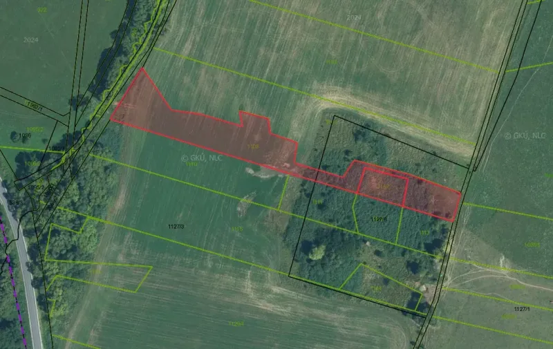 Katasterkarte der Grundstücke bei Liptovský Trnovec zeigt verschiedene Grenzen besonderer Immobilien.