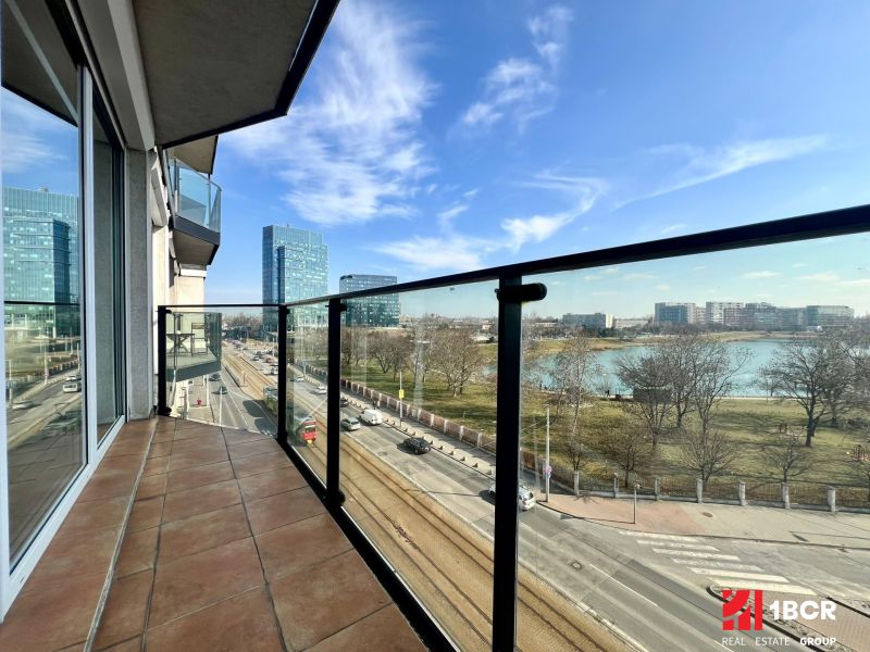 Blick vom Balkon einer 2-Zimmer-Wohnung in der Vajnorská-Straße in Bratislava - Nové Mesto.