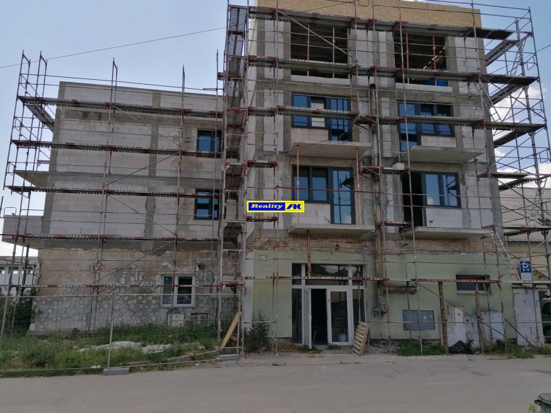 Gebäude zur Renovierung in der Tomčany-Straße in Martin, geeignet für eine 3-Zimmer-Wohnung.