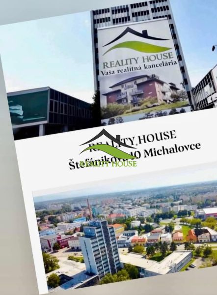 Gebäude mit einer Immobilienwerbung in der Štefánikova-Straße 10, Michalovce.
