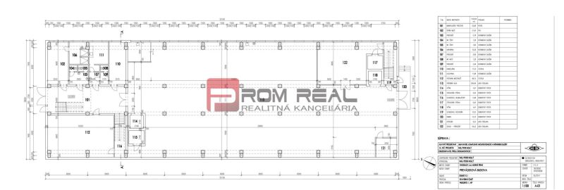 Grundriss des Produktionsraums mit Darstellung der Räume und technischen Abmessungen.