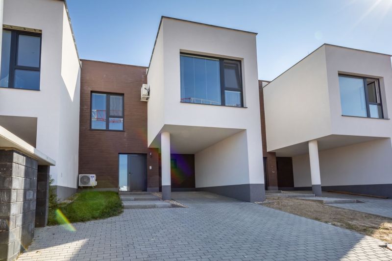 Einfamilienhaus in der Straße Na Košarisku in Košice - Stadtteil Lorinčík mit geräumiger Terrasse.