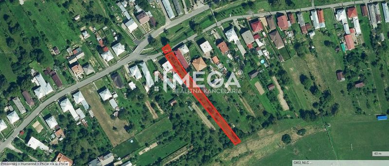 Luftaufnahme von Ptičie in der Ptičia-Straße zeigt Grundstücke, die für Wohnzwecke bestimmt sind.