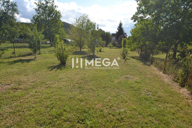 Garten beim Einfamilienhaus in der Straße Hažín nad Cirochou in Hažín nad Cirochou.