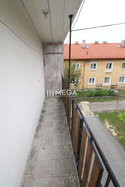 Balkon einer 5-Zimmer-Wohnung oder größer in der Gagarinova-Straße in Snina.