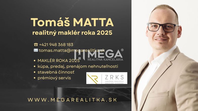 Vizitkarte eines Immobilienmaklers mit Kontakt zur Immobilienagentur MEGA.