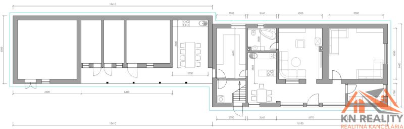 Grundriss eines Einfamilienhauses zeigt die Anordnung der Zimmer und Möbel in Komárno.
